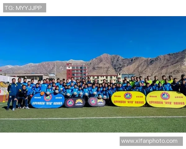 球星垫足球技巧解析及其在比赛中的实际应用与训练方法